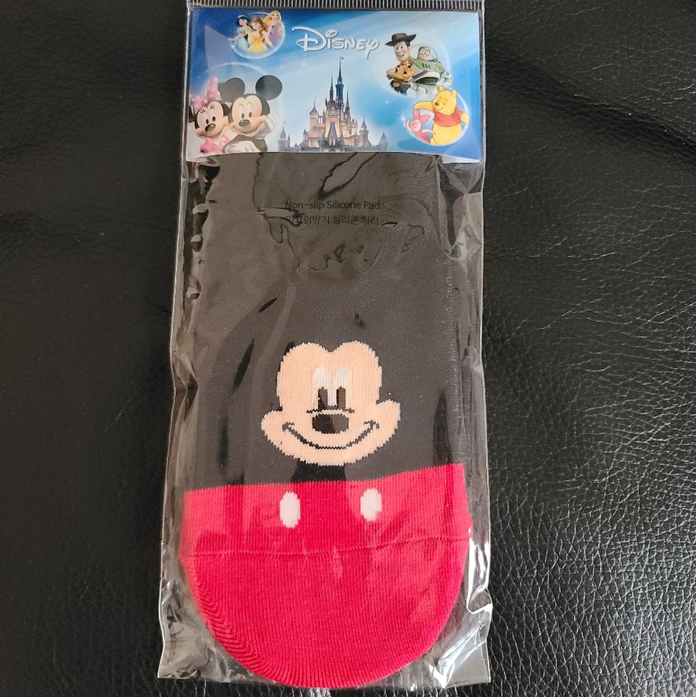 Disney Mickey Mouse No-Show Socks with Non-Slip Silicone Pad